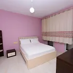 Liam Apartment *
