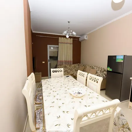 Liam * Vlorë